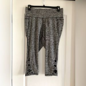 Gray Livi Active Leggings by Lane Bryant Size 14/16